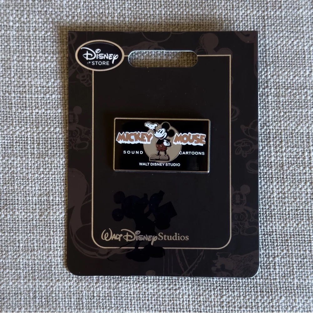 Brand New 2014 Walt Disney Studio Mickey Mouse Sound Cartoons Pin